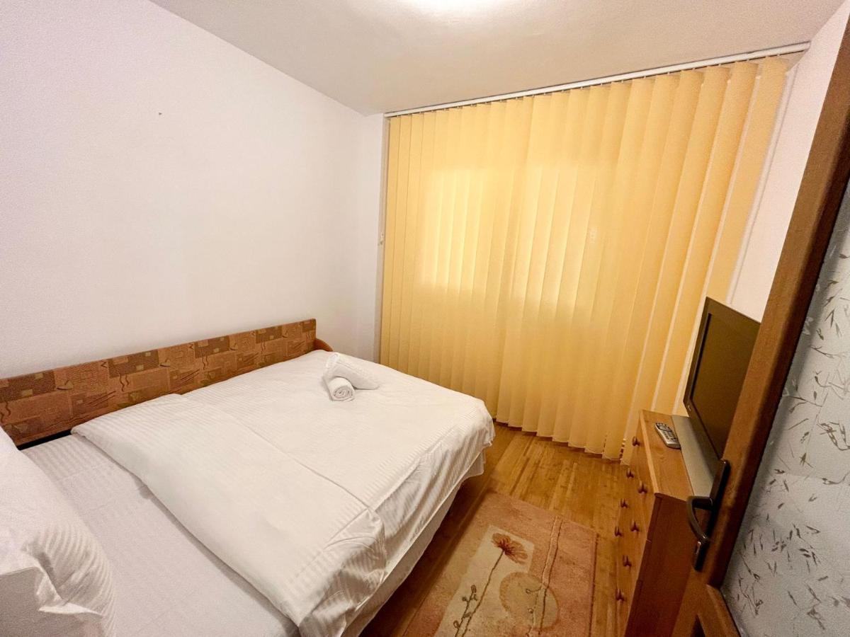 Jad - Familiy 4 Rooms Apartment - Near Forest And Historic Center - Racadau Брашов Екстер'єр фото
