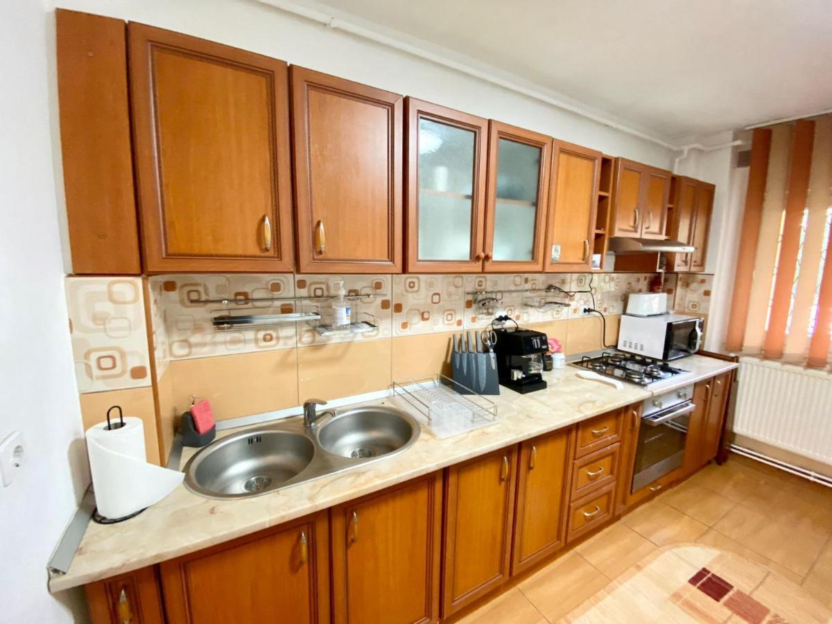 Jad - Familiy 4 Rooms Apartment - Near Forest And Historic Center - Racadau Брашов Екстер'єр фото