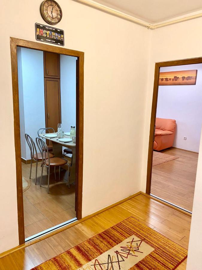 Jad - Familiy 4 Rooms Apartment - Near Forest And Historic Center - Racadau Брашов Екстер'єр фото