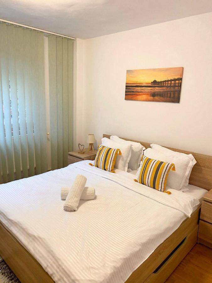 Jad - Familiy 4 Rooms Apartment - Near Forest And Historic Center - Racadau Брашов Екстер'єр фото